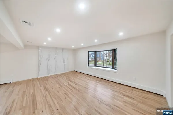 $1,479,000 | 468 Morse Avenue, Ridgefield, NJ 07657