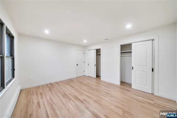 $1,479,000 | 468 Morse Avenue, Ridgefield, NJ 07657