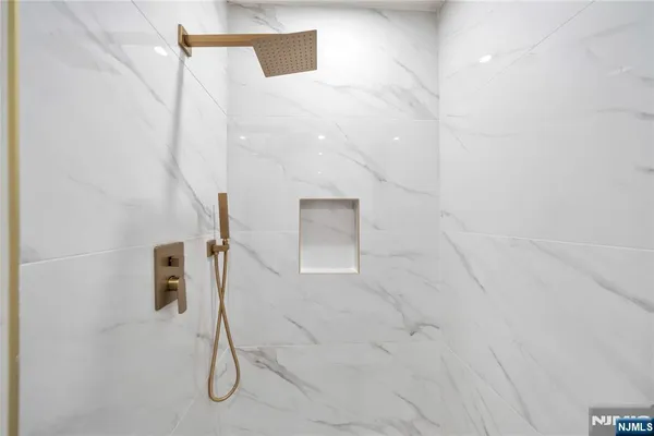 $1,479,000 | 468 Morse Avenue, Ridgefield, NJ 07657