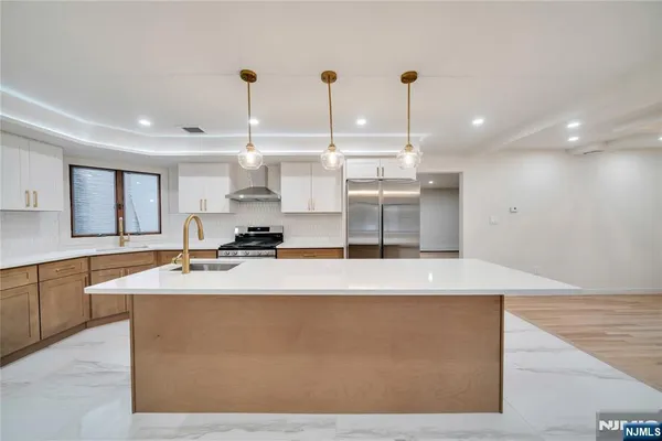 $1,479,000 | 468 Morse Avenue, Ridgefield, NJ 07657