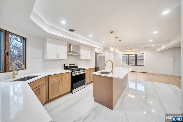 $1,479,000 | 468 Morse Avenue, Ridgefield, NJ 07657