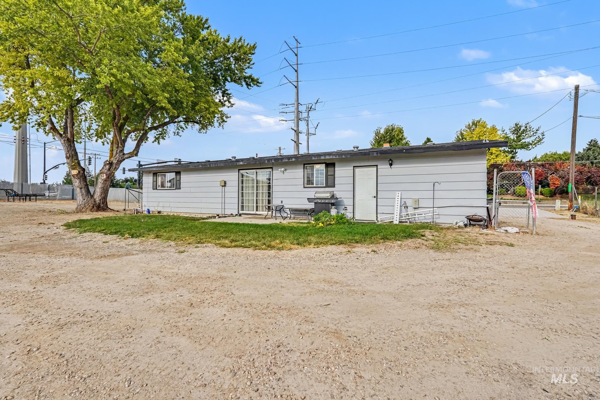 2944 South Cloverdale Road Boise City, ID 83709 - Photo 16 of 18 Gallery Image 16