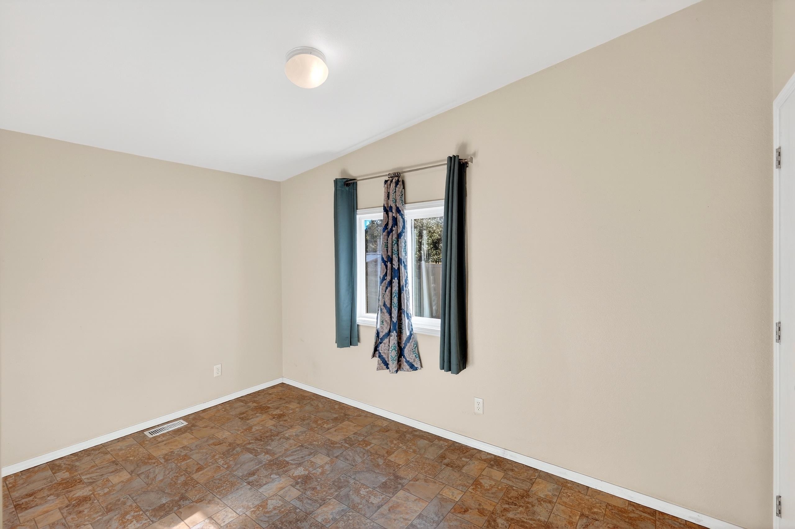 21018 North Myrtle Street Colbert, WA 99005 - Photo 23 of 43