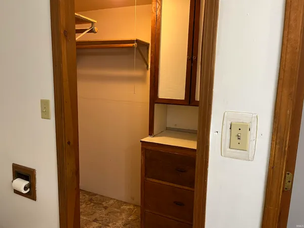 $114,900 | 716 Waggoner Avenue, Evansville, IN 47713