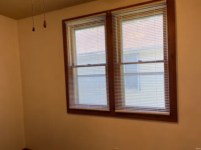 $114,900 | 716 Waggoner Avenue, Evansville, IN 47713