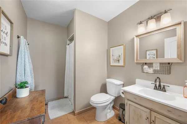 $549,000 | 7451 State Route, Rea, MO 64480