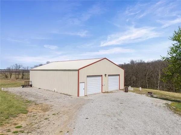 $549,000 | 7451 State Route, Rea, MO 64480