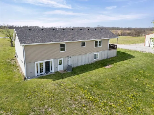$549,000 | 7451 State Route, Rea, MO 64480