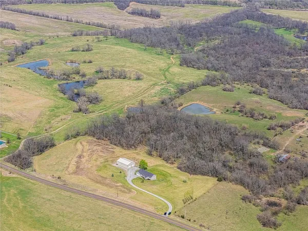$549,000 | 7451 State Route, Rea, MO 64480