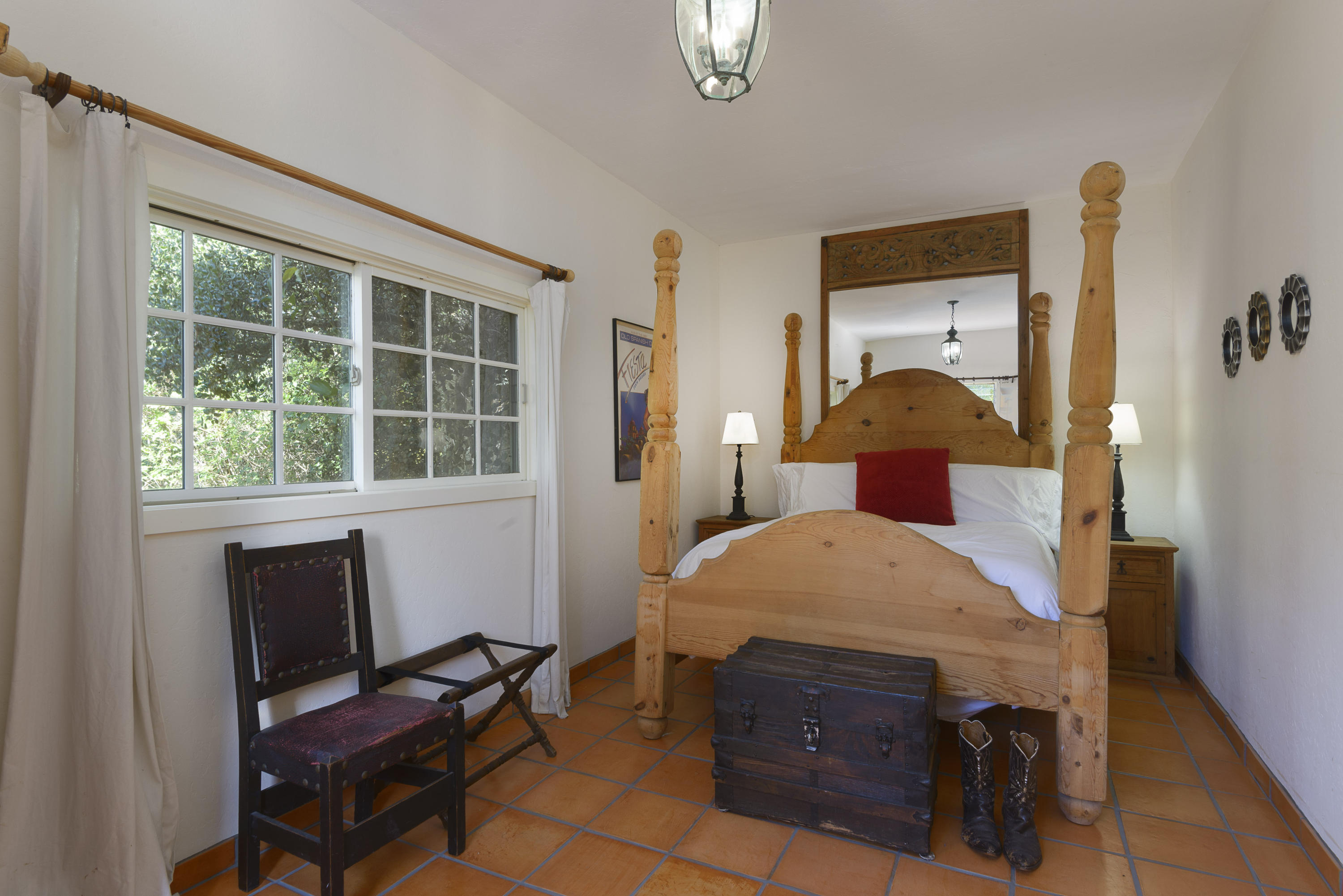 2644 Tallant Road Santa Barbara, CA 93105 - Photo 9 of 14 GuestHouseBR