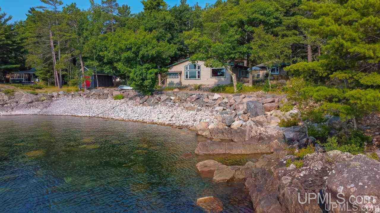 51 Middle Island Point Road Marquette, MI 49855 - Photo 2 of 47 Gallery Image 2