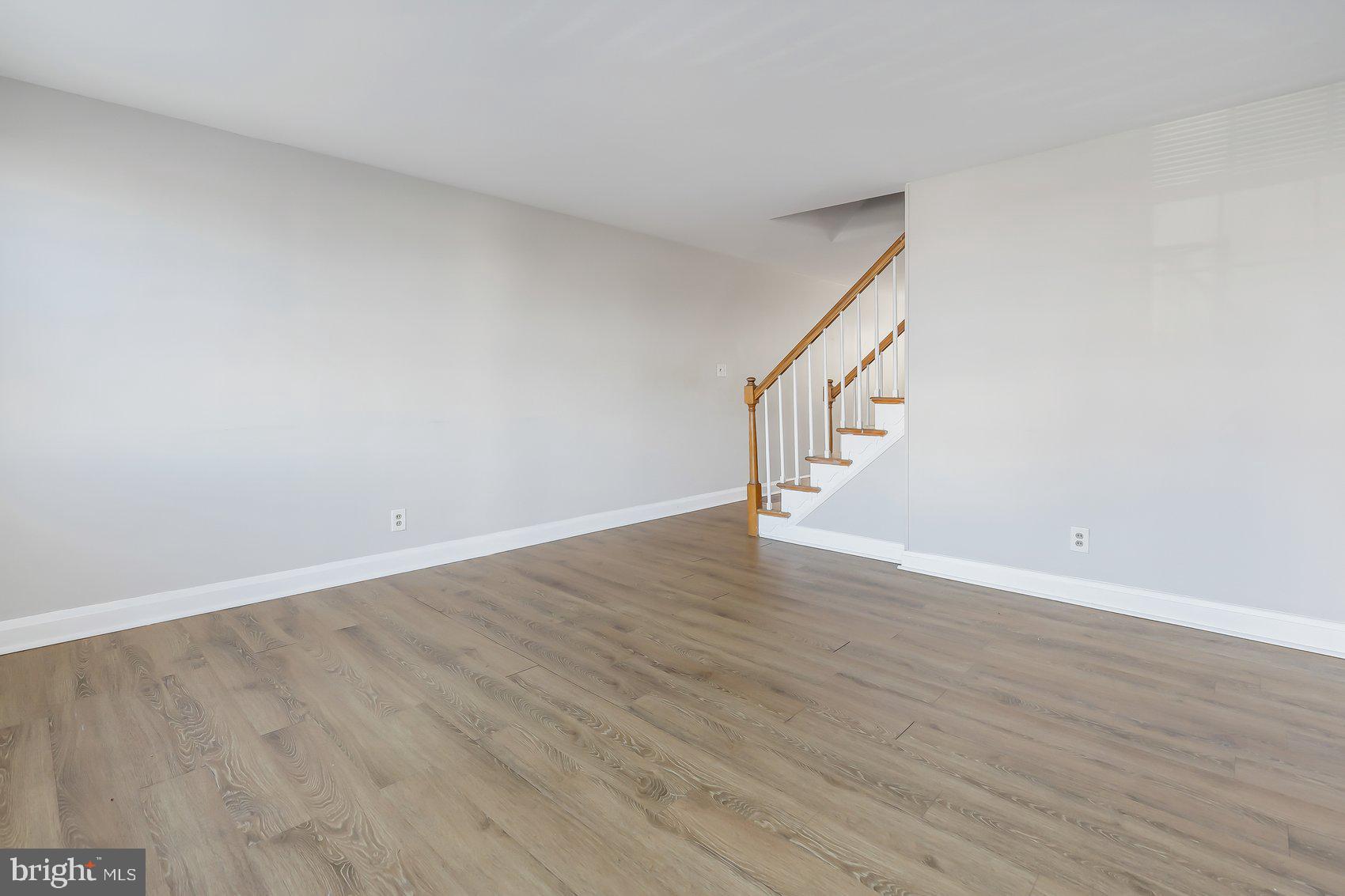 1202 Newfield Road Gwynn Oak, MD 21207 - Photo 10 of 33 Living room