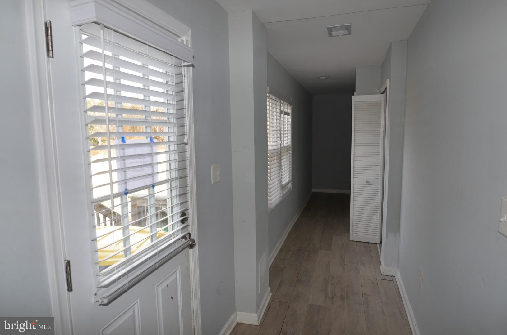 11314 Tippett Road Clinton, MD 20735 - Photo 12 of 21 Hallway