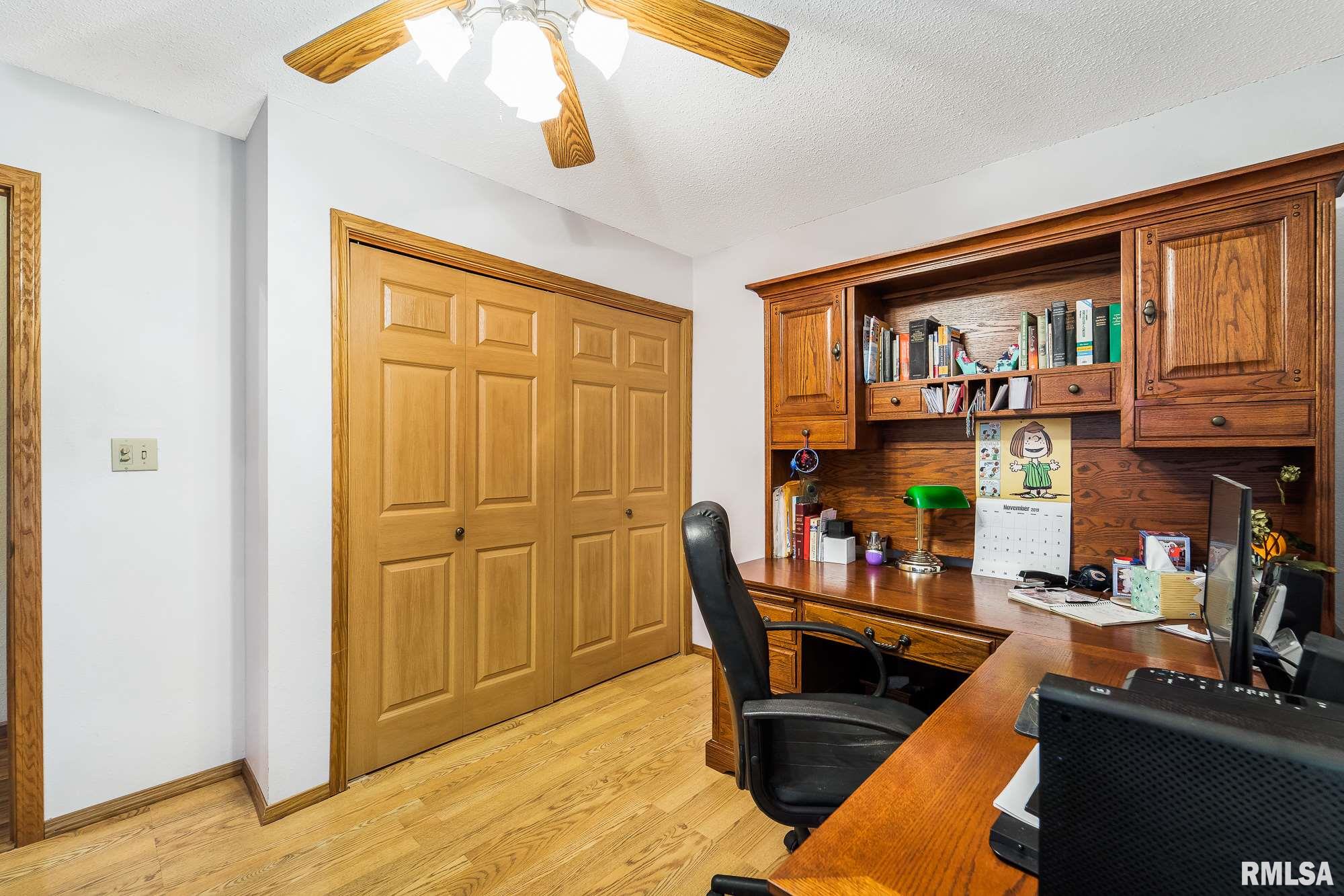 4136 Hazelcrest Road Springfield, IL 62703 - Photo 24 of 27