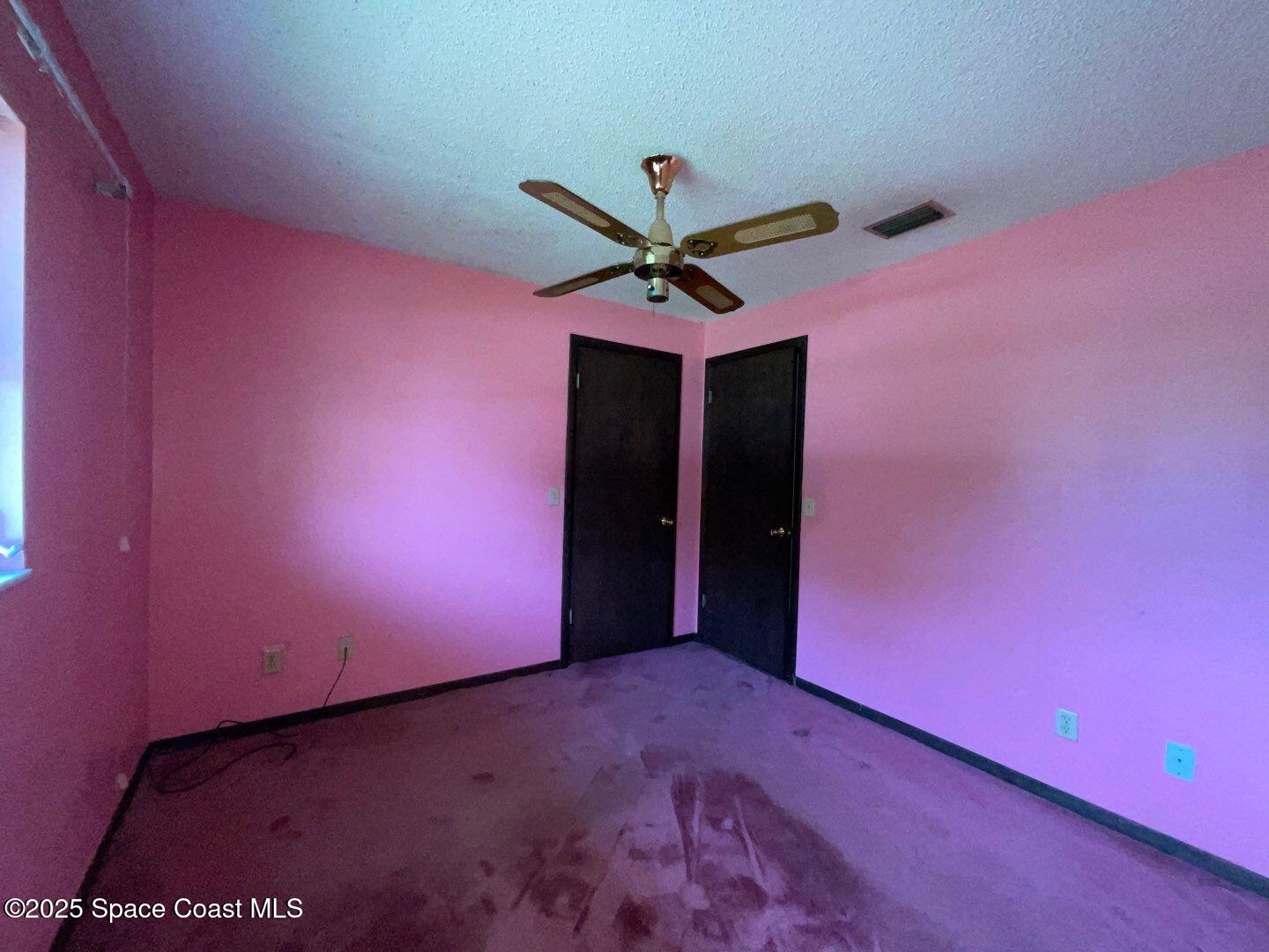 617 Walker Street Melbourne, FL 32901 - Photo 25 of 38 a very nice looking room