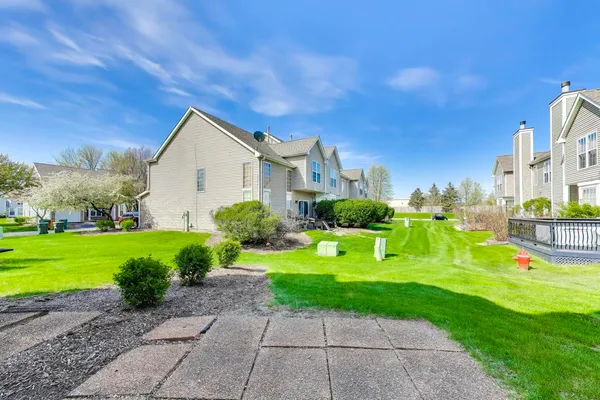 $3,000 | 2219 Rossiter Parkway, Plainfield, IL 60586