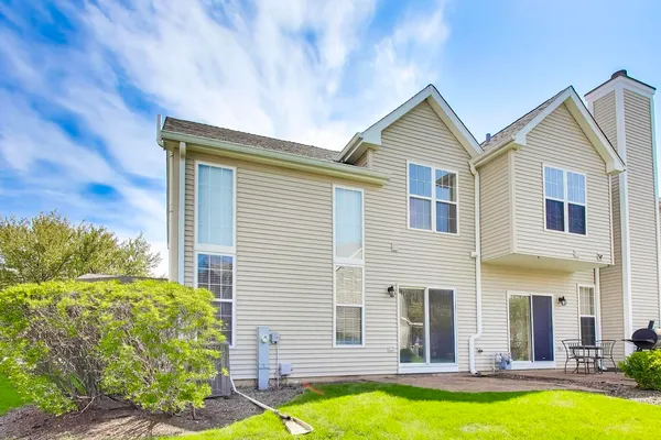 $3,000 | 2219 Rossiter Parkway, Plainfield, IL 60586