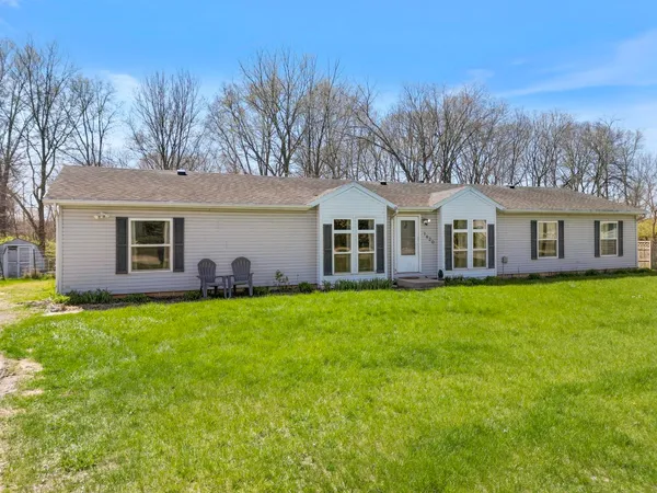 $230,000 | 1820 Indian Trail, Warsaw, IN 46580