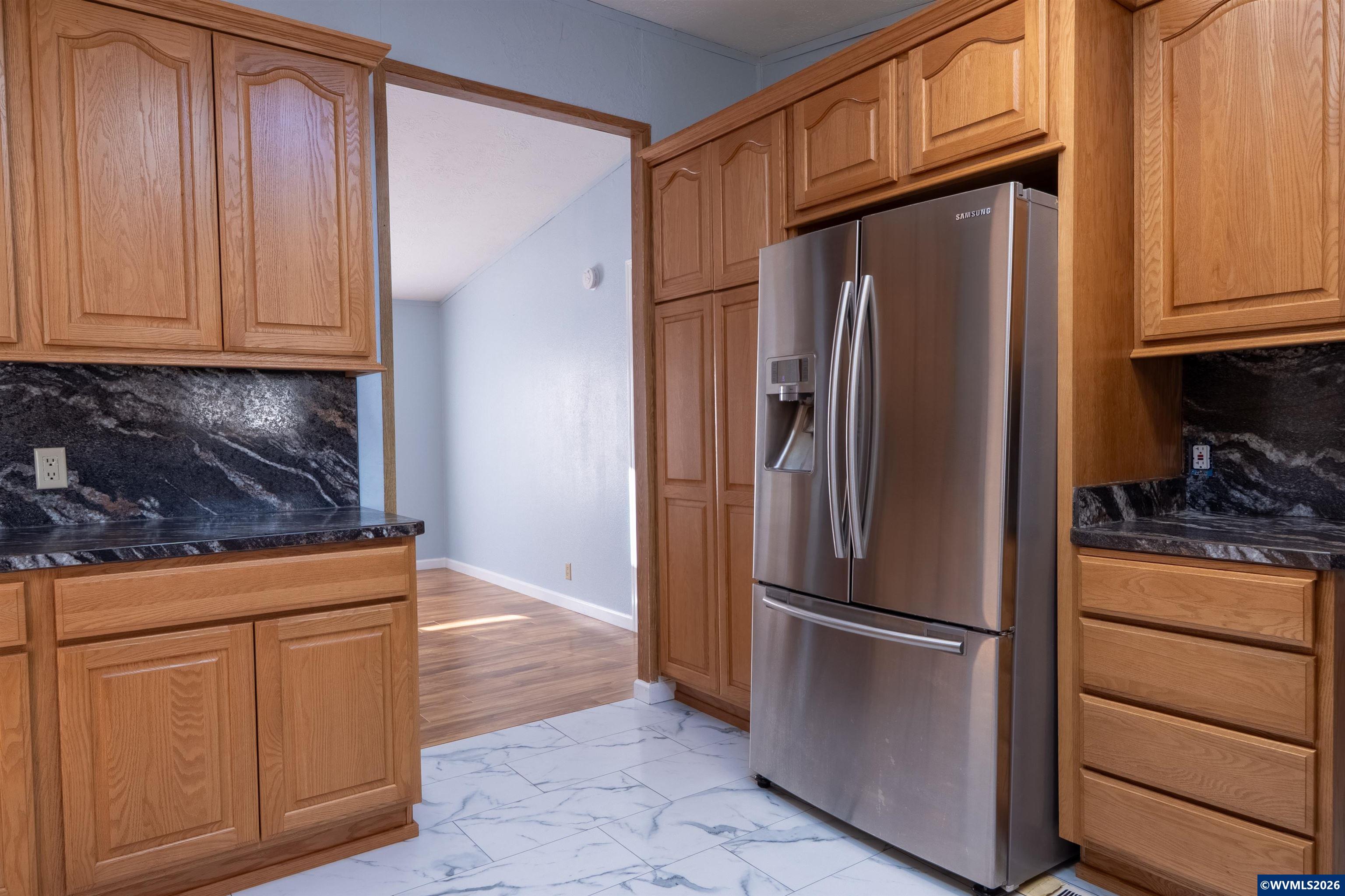 205 Boone Road Southeast, Unit 6 Salem, OR 97306 - Photo 11 of 32 Gallery Image 11