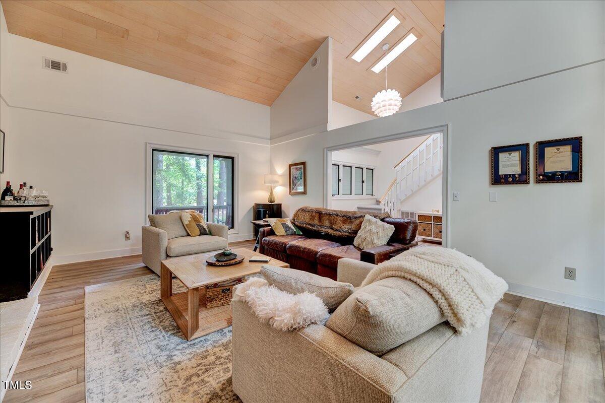 06-11001 HONEYCUTT RD-6