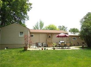 385 Mahood Road Butler, PA 16001 - Photo 2 of 25 Gallery Image 2