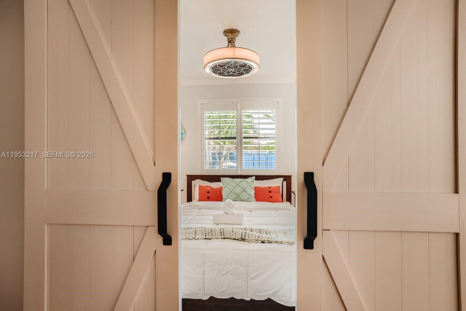 5117 Cleveland Street Hollywood, FL 33021 - Photo 28 of 39 a picture of window