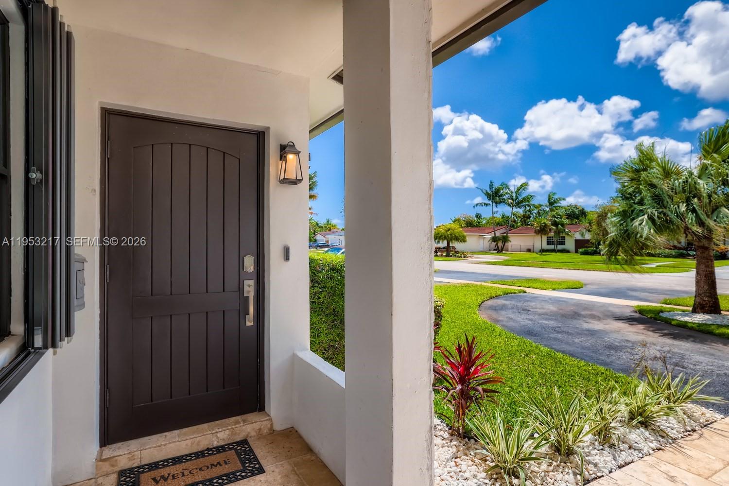 5117 Cleveland Street Hollywood, FL 33021 - Photo 5 of 39