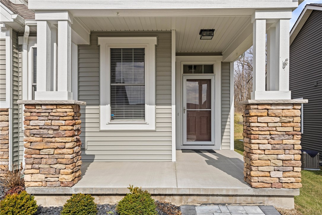 57 Thompson Lane Canandaigua City, NY 14424 - Photo 4 of 48