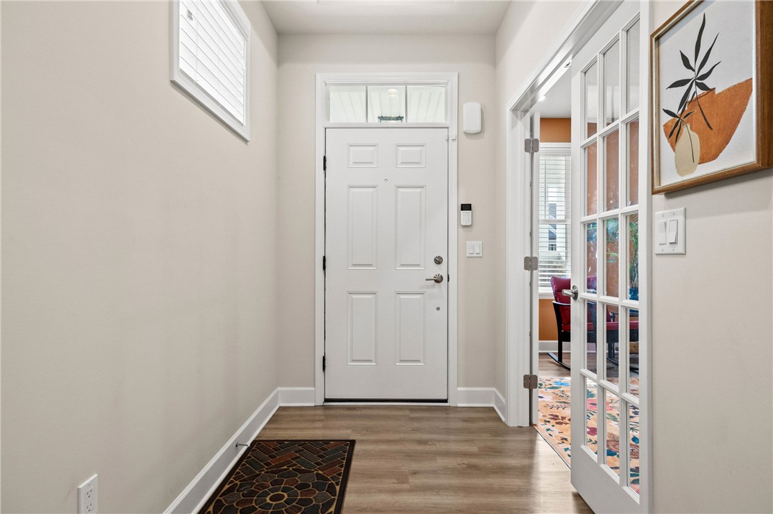 57 Thompson Lane Canandaigua City, NY 14424 - Photo 5 of 48