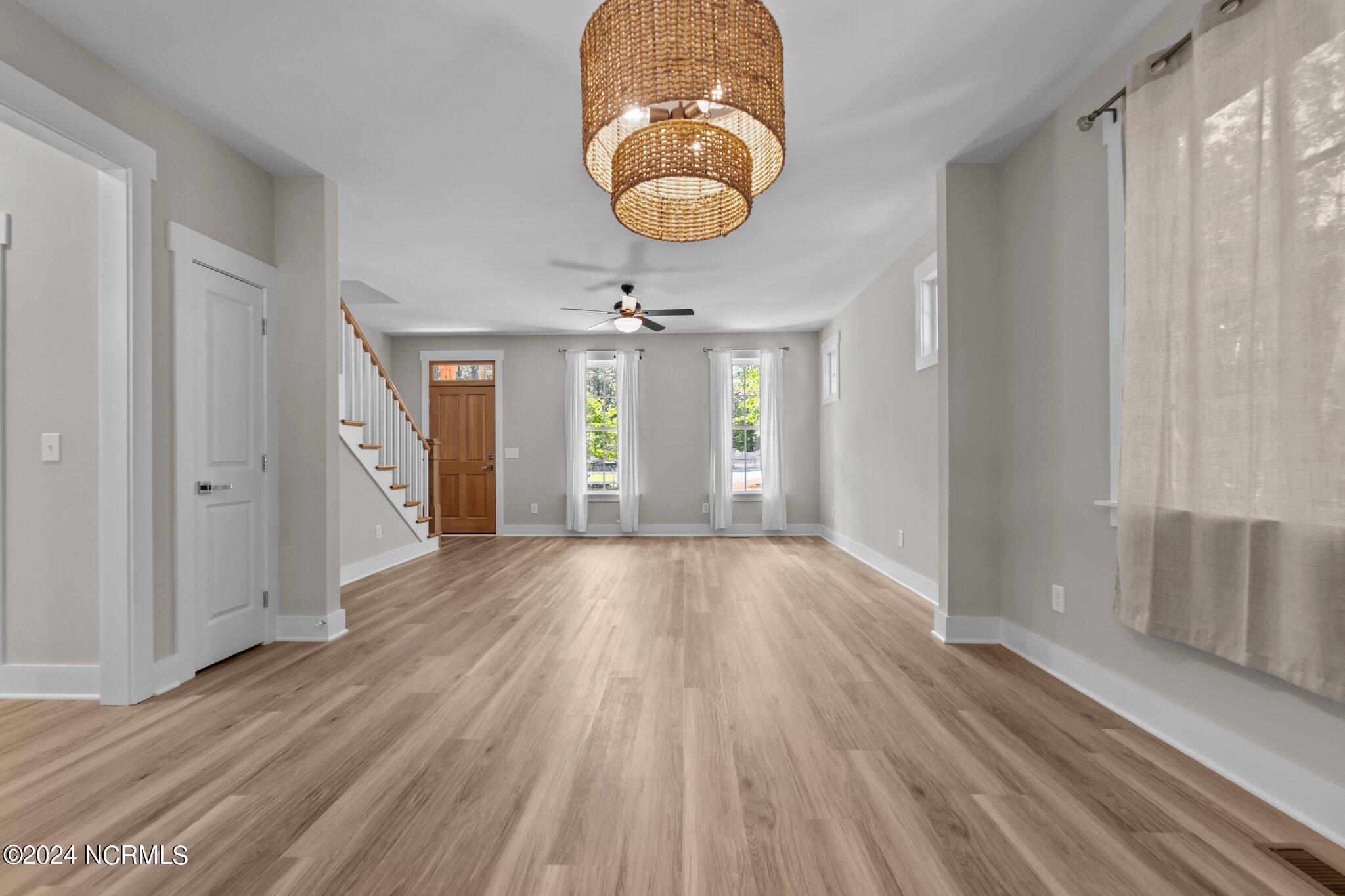 1330 North Rdg Street Southern Pines, NC 28387 - Photo 15 of 38 Dining/Living room