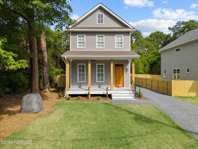 $2,200 | 1330 North Rdg Street, Southern Pines, NC 28387