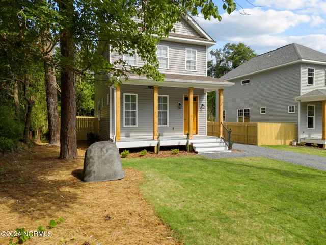 $2,200 | 1330 North Rdg Street, Southern Pines, NC 28387