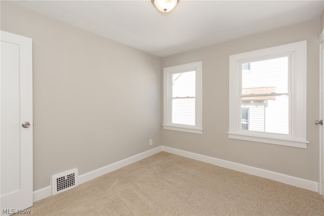 2009 Goodnor Road Cleveland Heights, OH 44118 - Photo 14 of 21