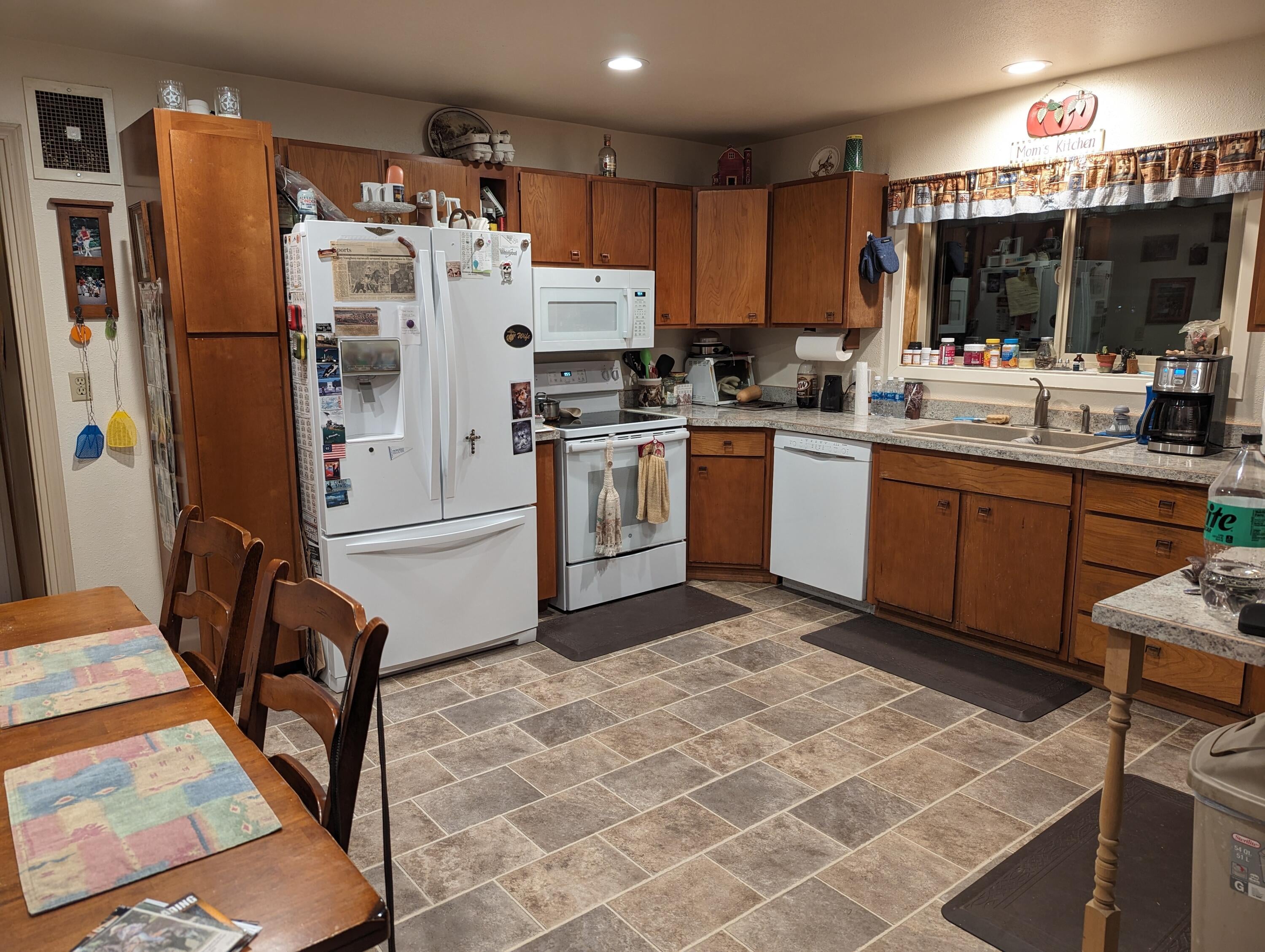 23023 South Merrill Road Merrill, OR 97633 - Photo 14 of 22 Kitchen