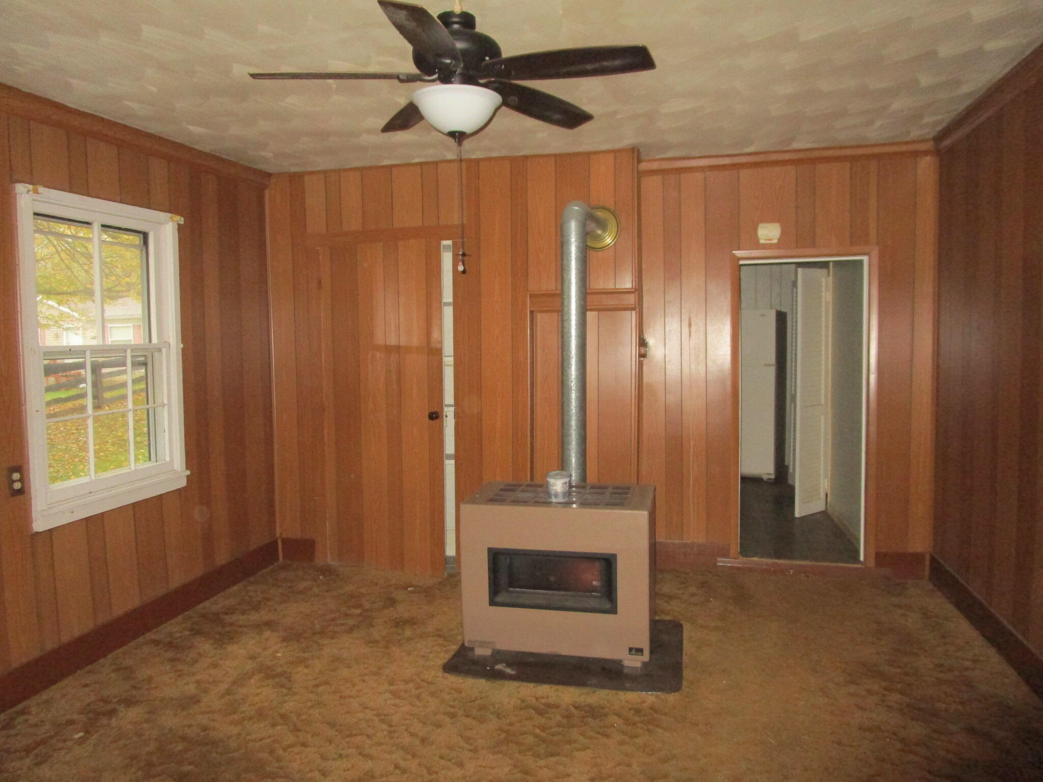 159 Mt Sterling Road Paris, KY 40361 - Photo 8 of 33 IMG_3499