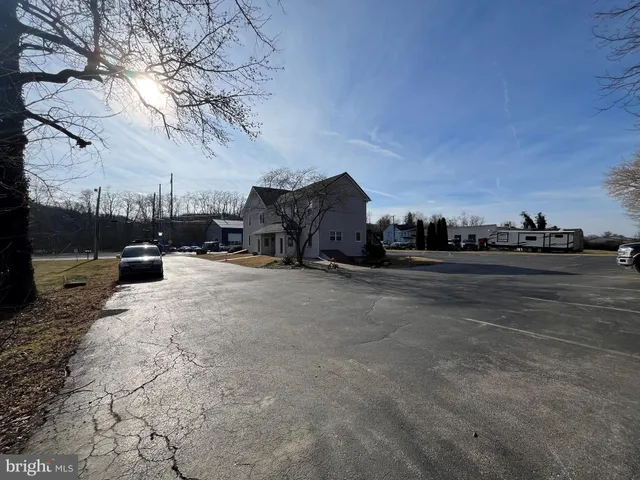 a view of outdoor space with city view