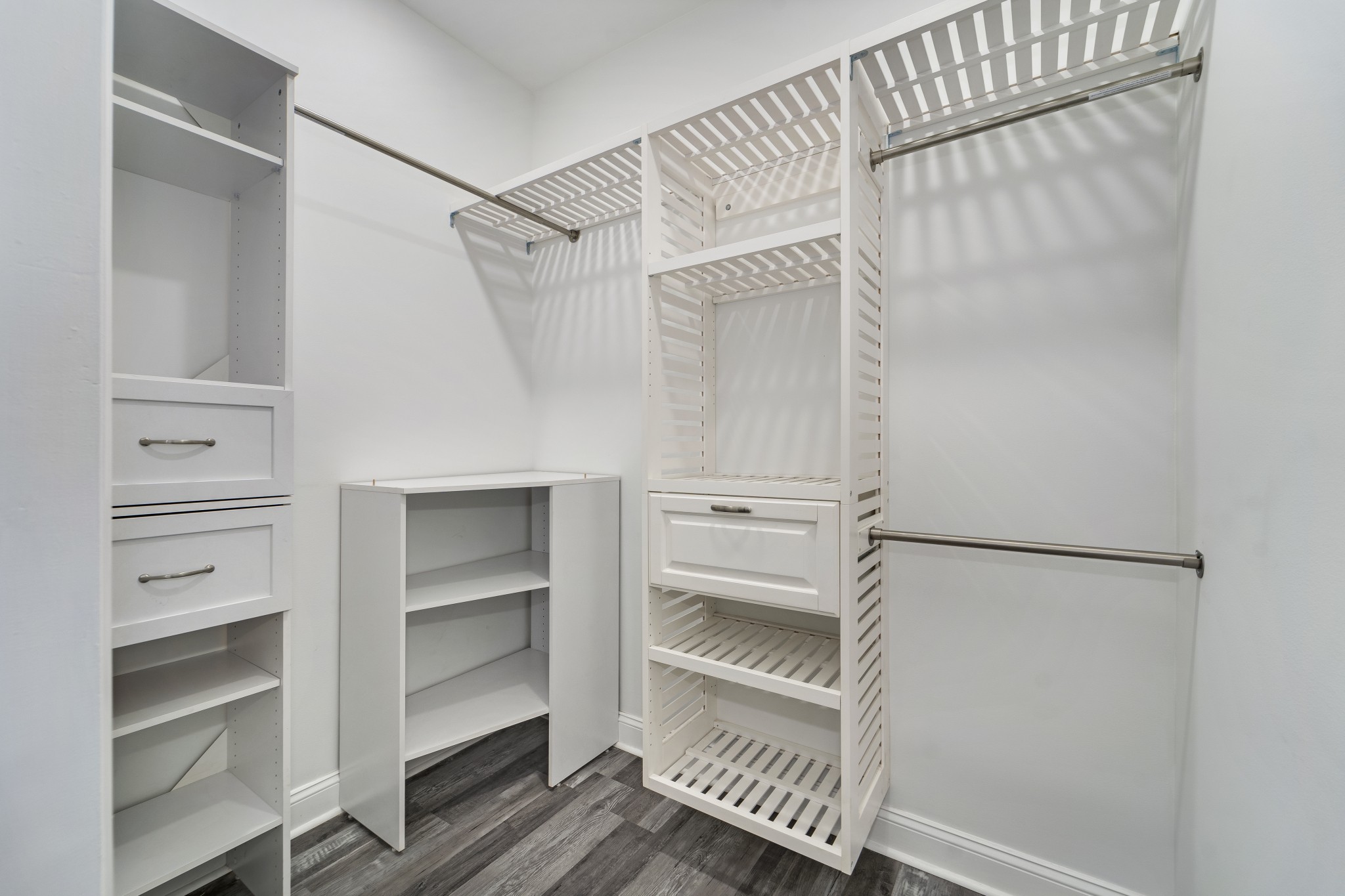 307 Wall Street Mount Pleasant, TN 38474 - Photo 17 of 33 a view of walk in closet with empty racks