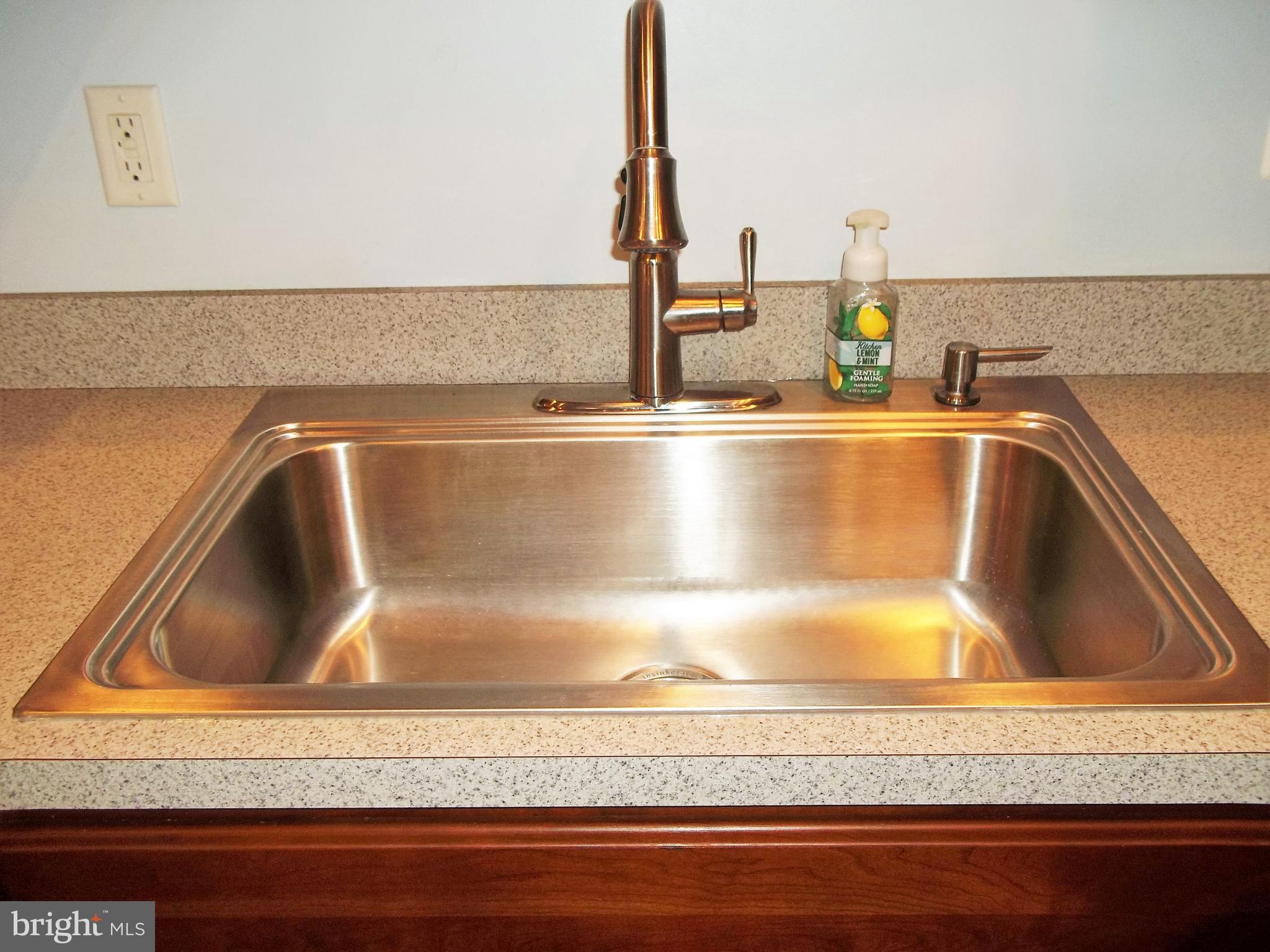 507 Rustic Court Perryville, MD 21903 - Photo 11 of 42 Large Kitchen Sink