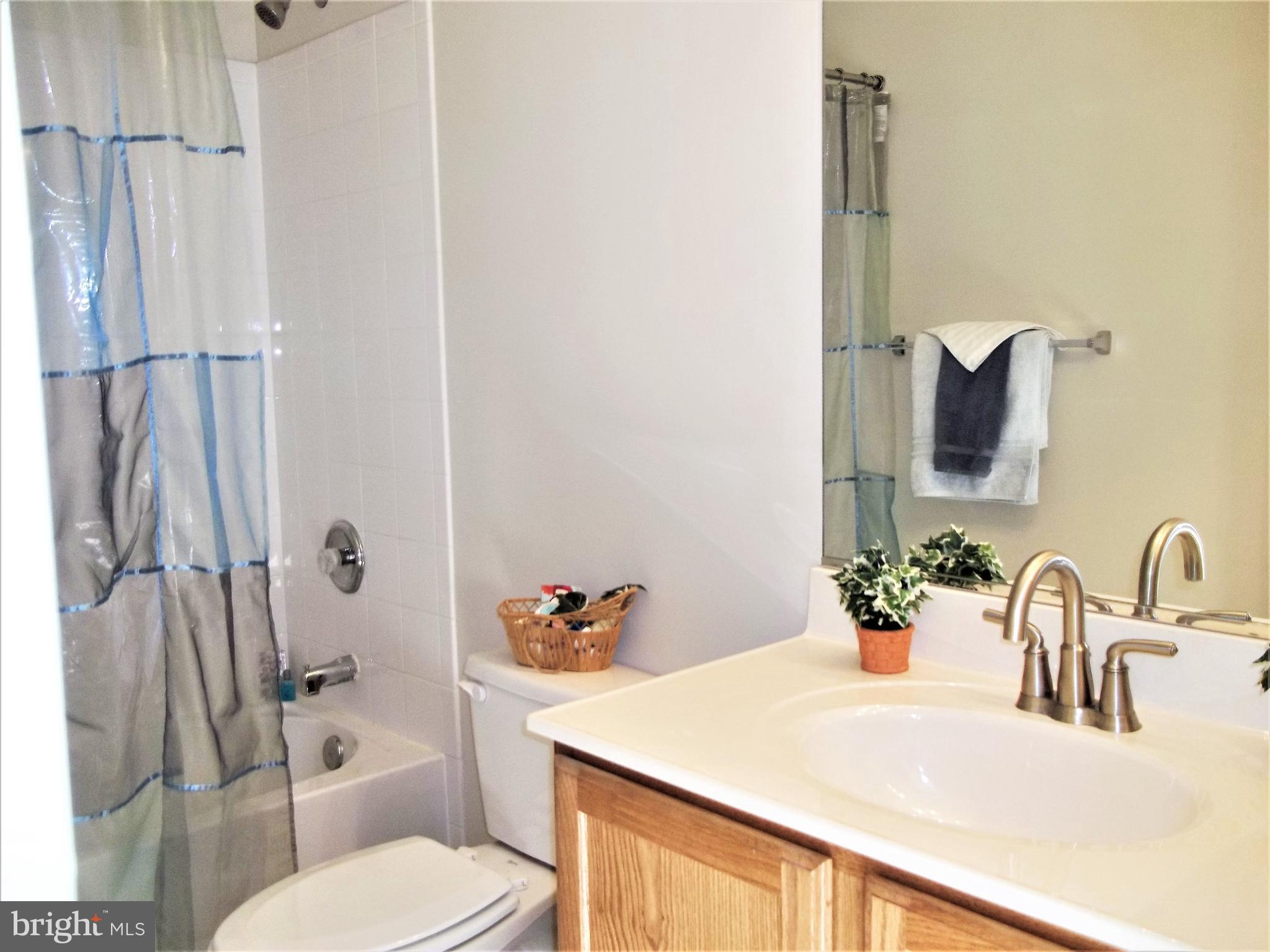 507 Rustic Court Perryville, MD 21903 - Photo 22 of 42 2nd Full Bathroom Upstairs