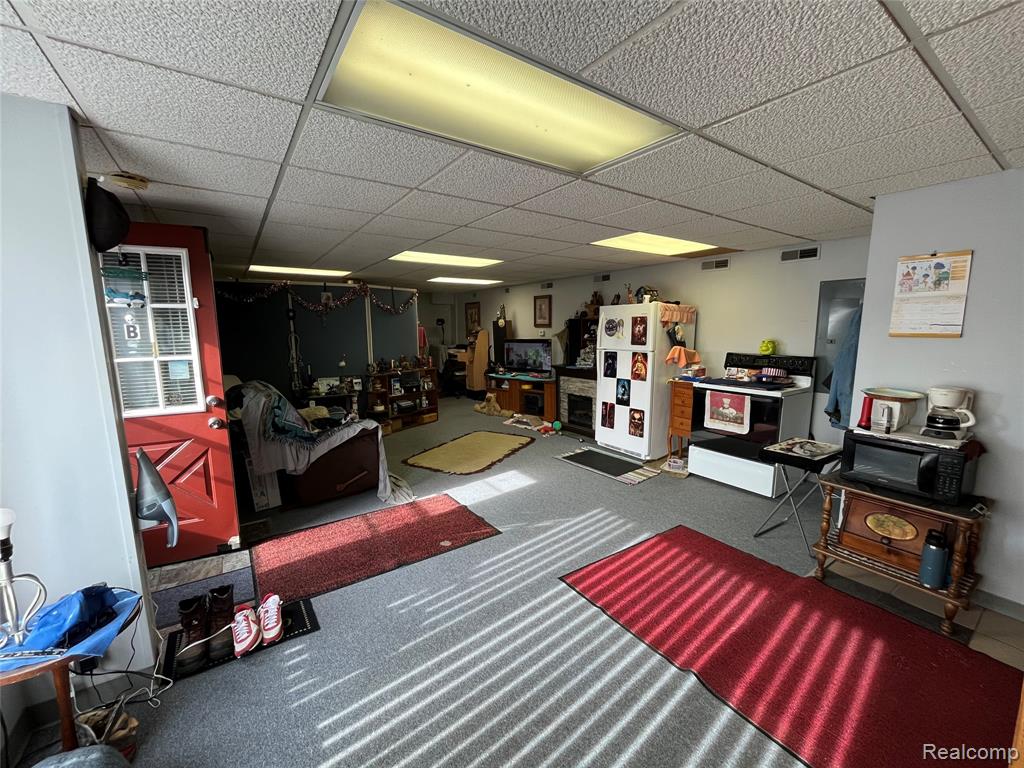 12660 Grafton Road Carleton, MI 48117 - Photo 13 of 97