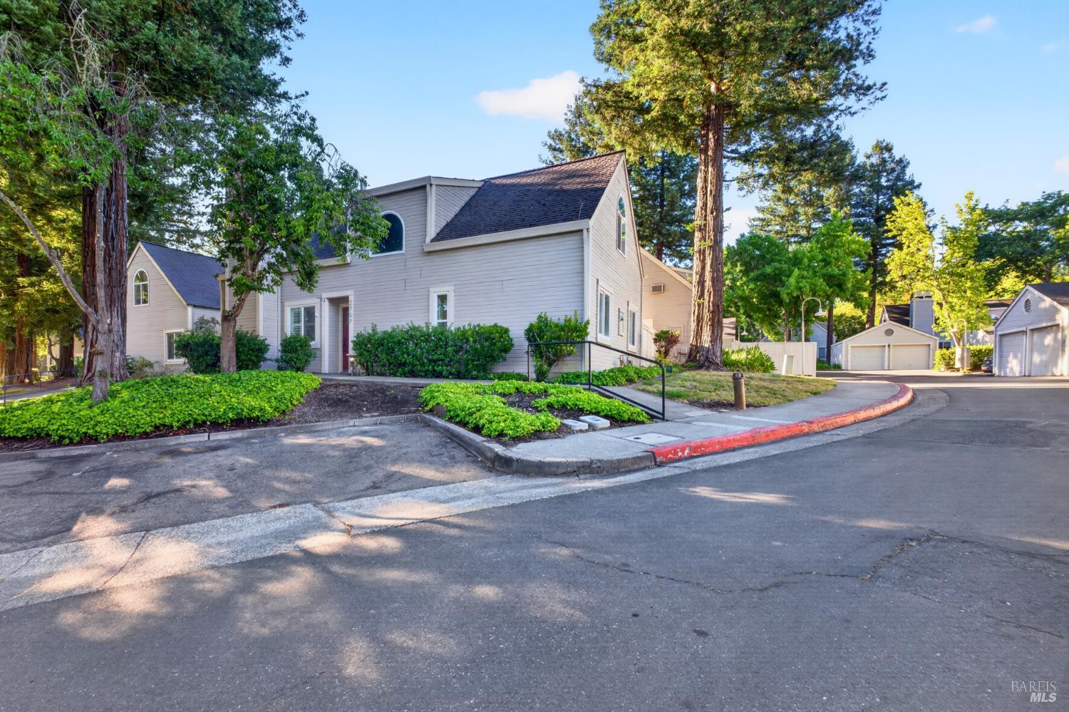 2757 Lakeview Drive Santa Rosa, CA 95405 - Photo 1 of 54 a view of street with small houses