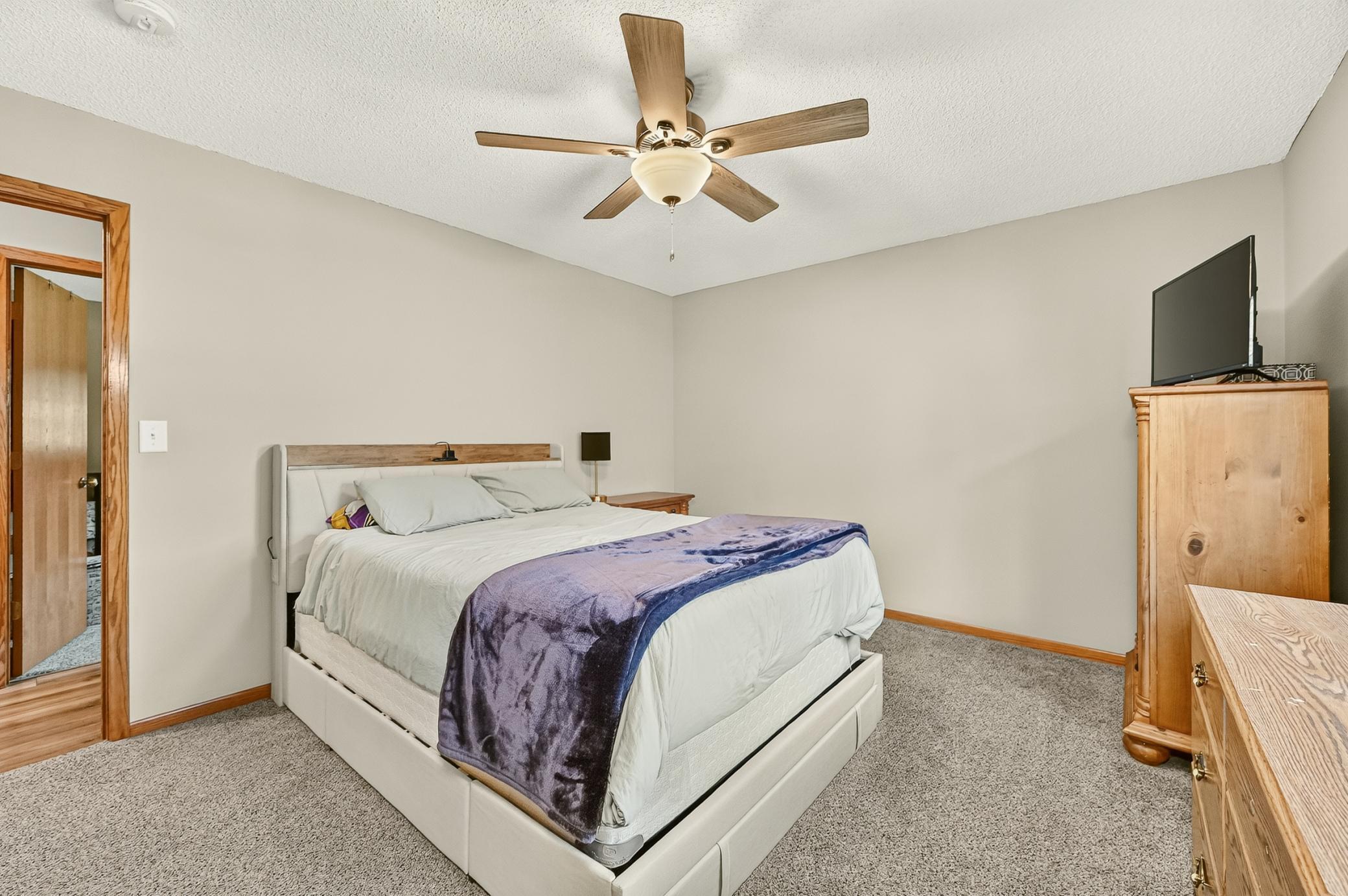 2727 20th Avenue Southeast Rochester, MN 55904 - Photo 24 of 32