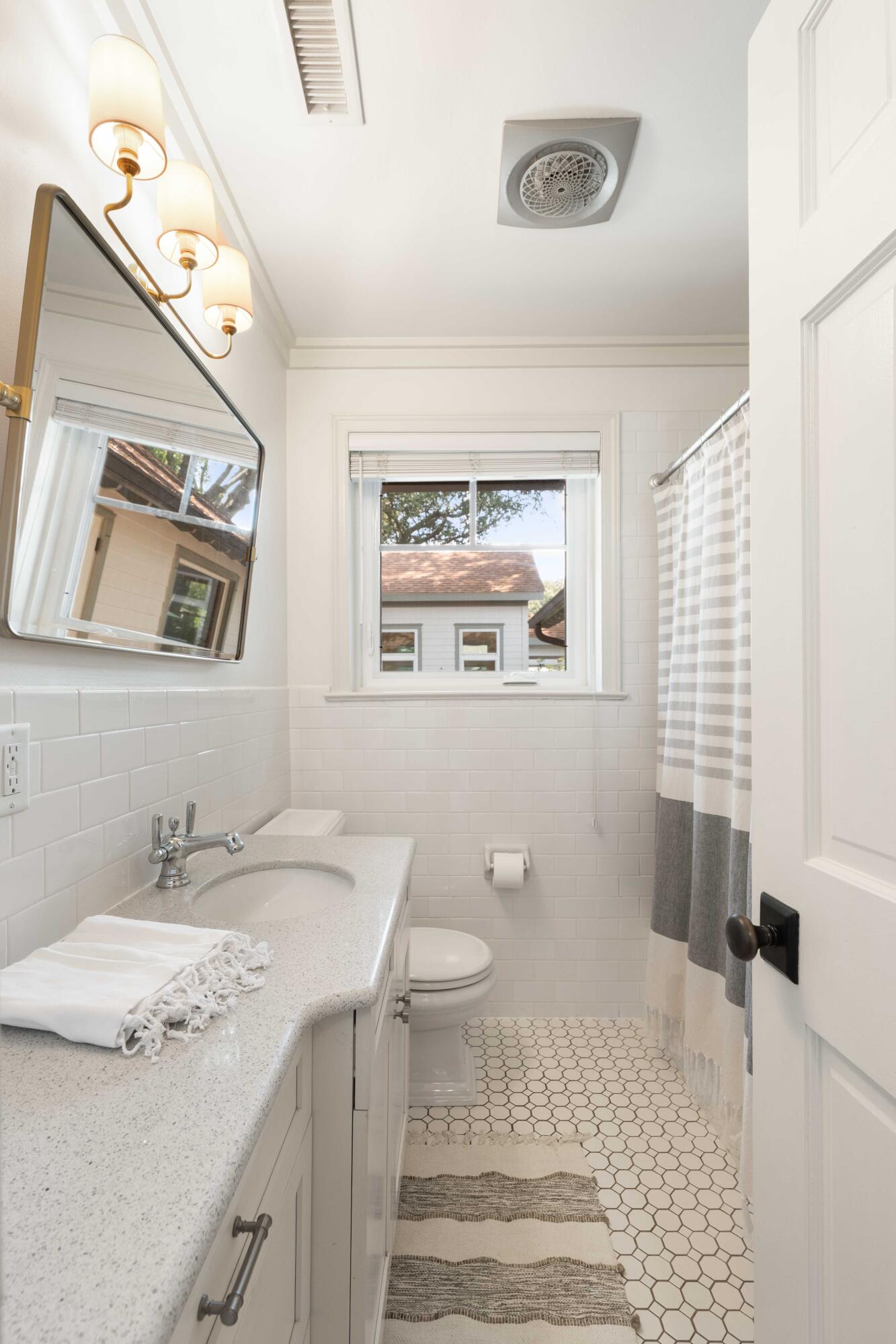 1454 Seminole Street Mount Pleasant, SC 29464 - Photo 26 of 57 36