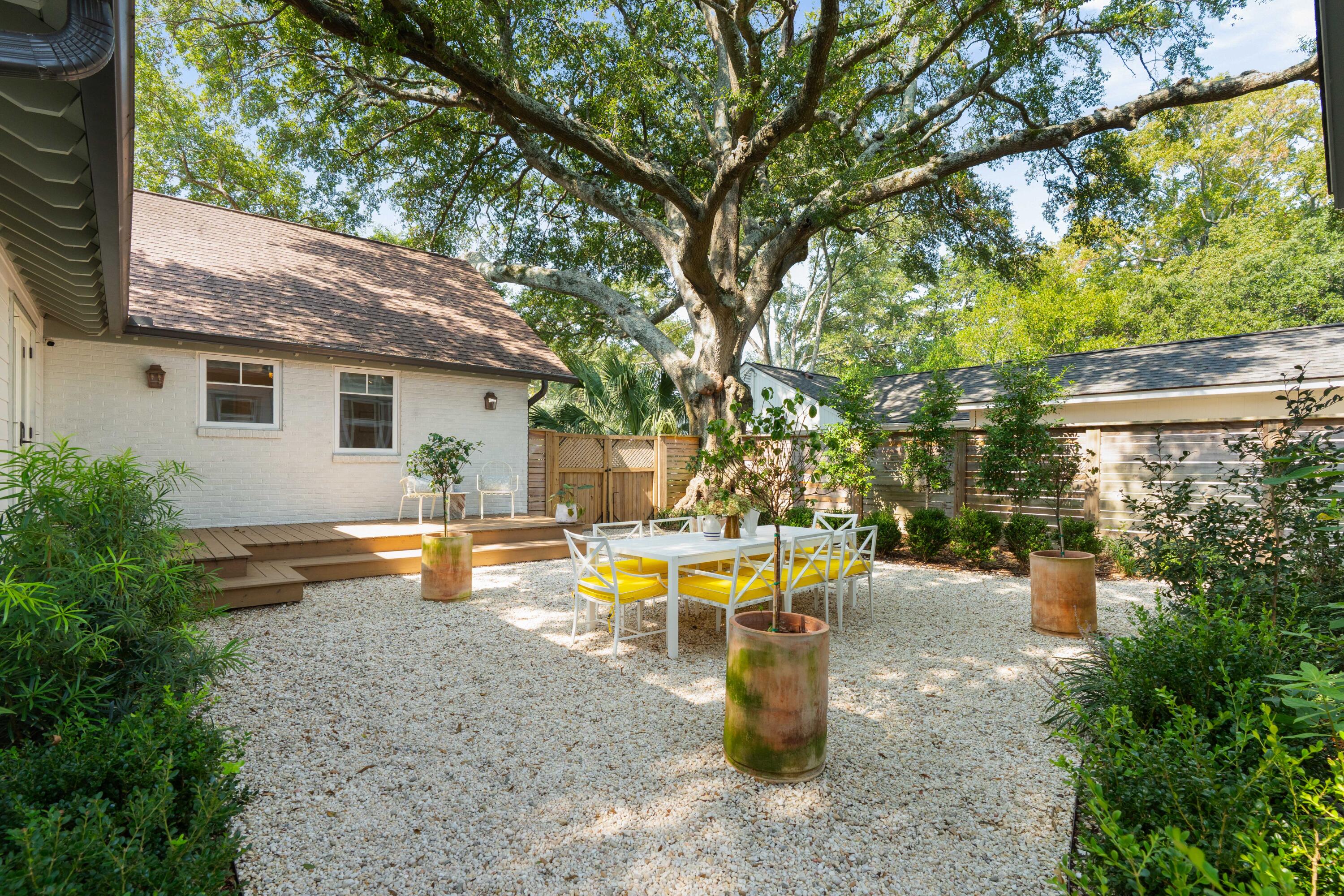 1454 Seminole Street Mount Pleasant, SC 29464 - Photo 34 of 57 43