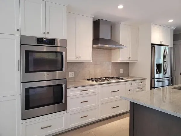 $5,900 | 1172 Park Pacifica Avenue, Pacifica, CA 94044