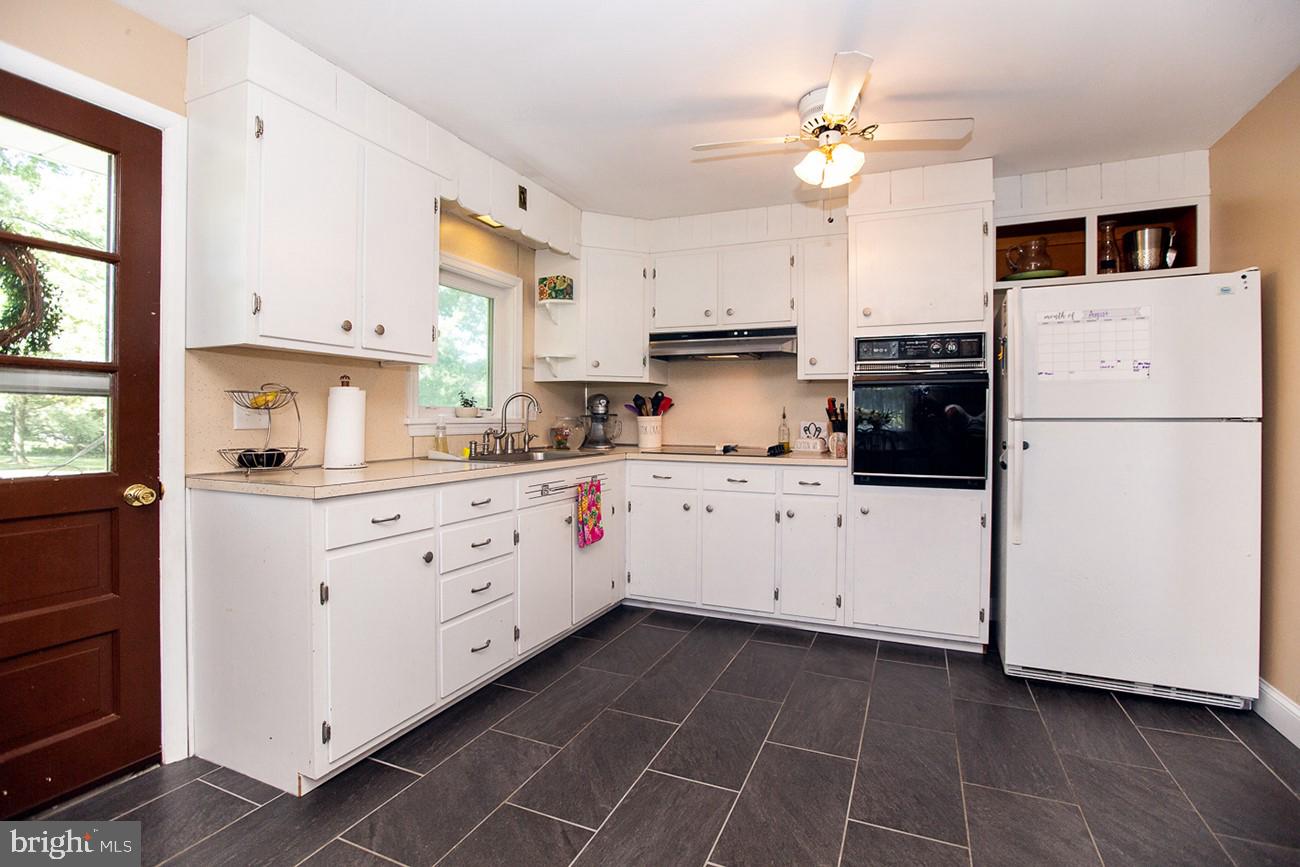 1504 View Road Pennsburg, PA 18073 - Photo 11 of 22 Gallery Image 11