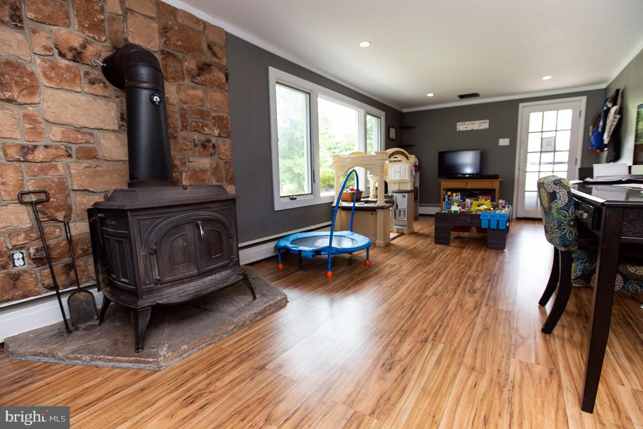 1504 View Road Pennsburg, PA 18073 - Photo 12 of 22 Gallery Image 12