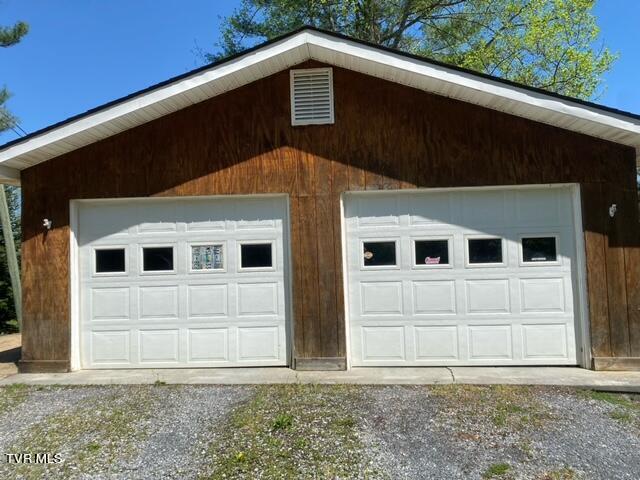 36146 Widener Valley Road Glade Spring, VA 24340 - Photo 25 of 32 widener valley garage