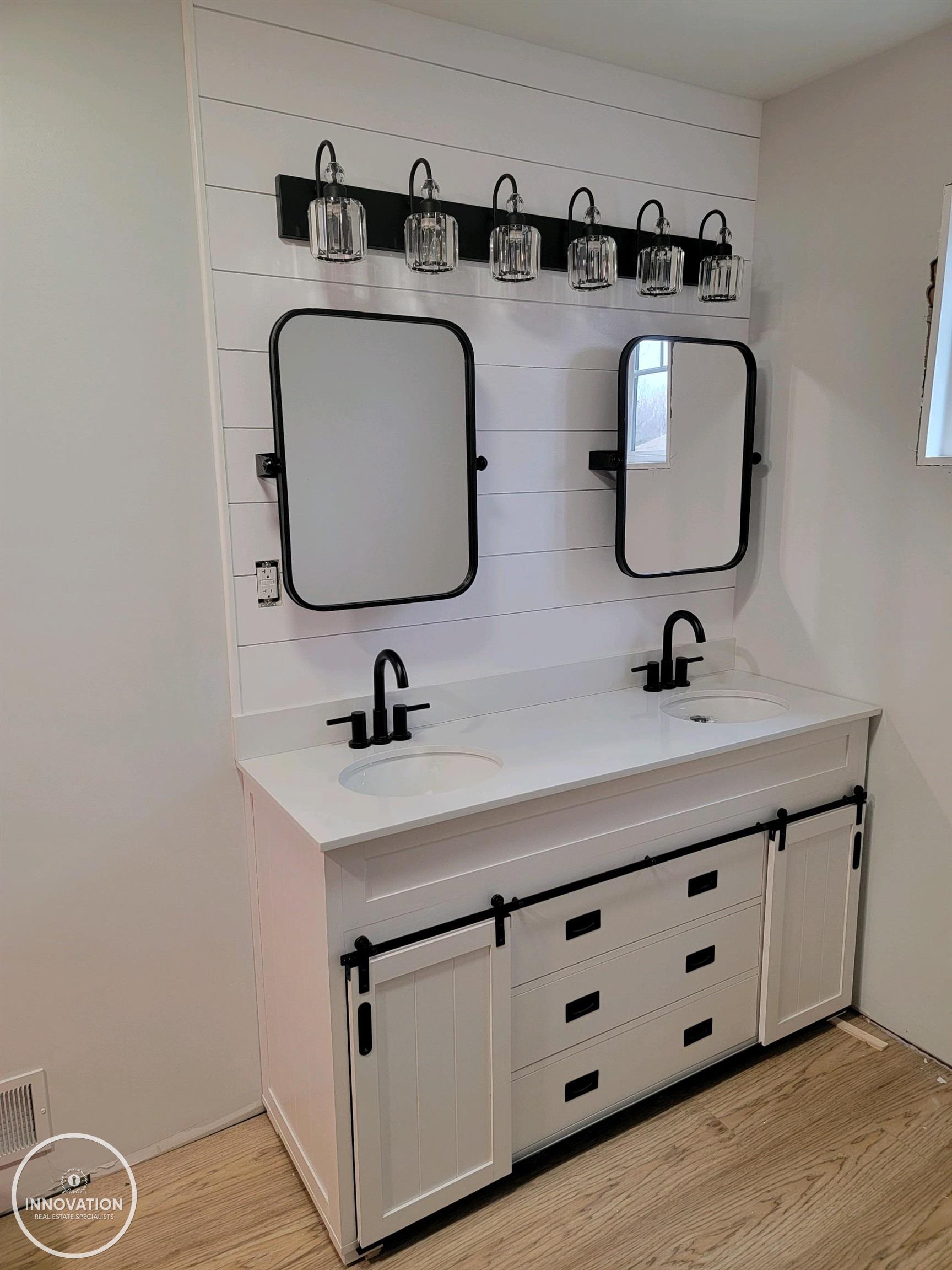 48745 Callens Road New Baltimore, MI 48047 - Photo 15 of 24 Master bath