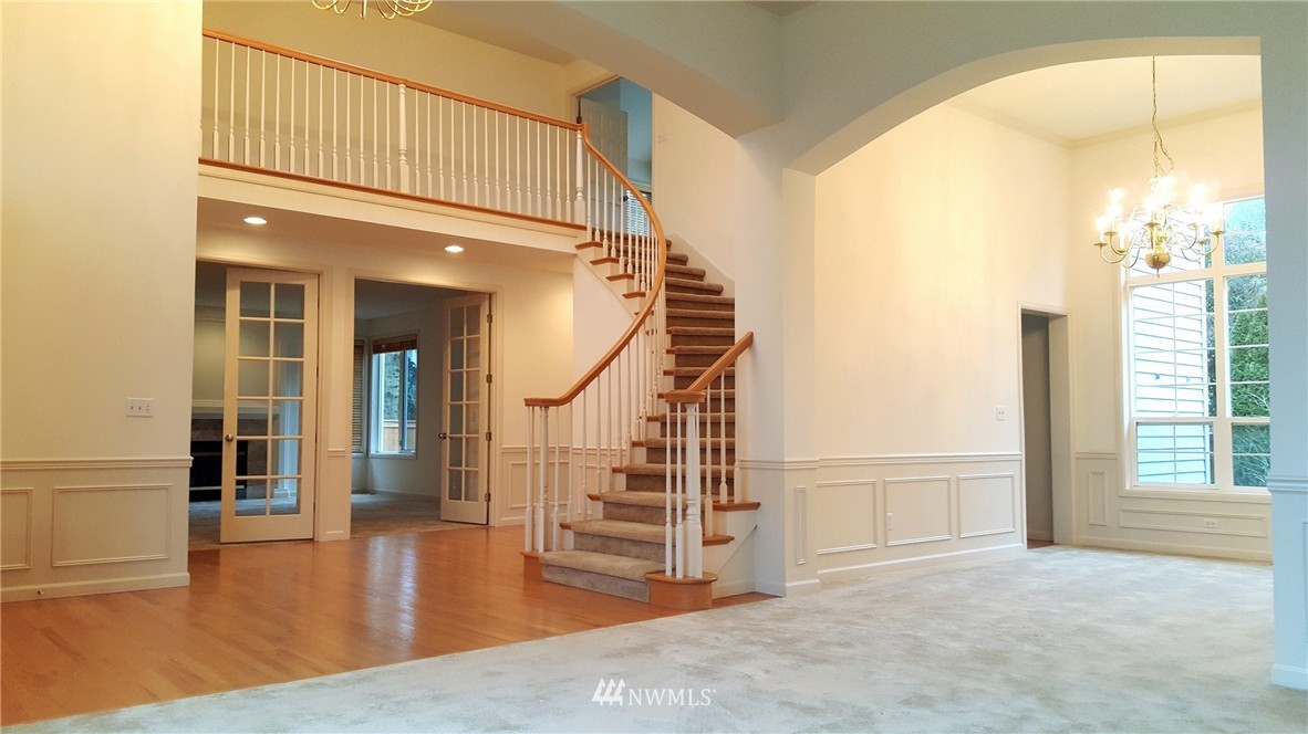 20813 39th Drive Southeast Bothell, WA 98021 - Photo 2 of 14